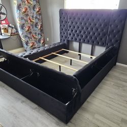 Cama Queen Con Storage $699