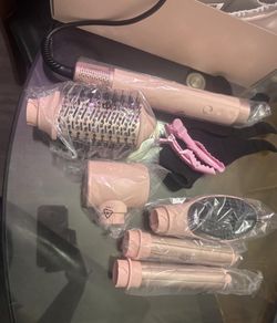 New in box 5 in 1 Hot Air Styler Wrap