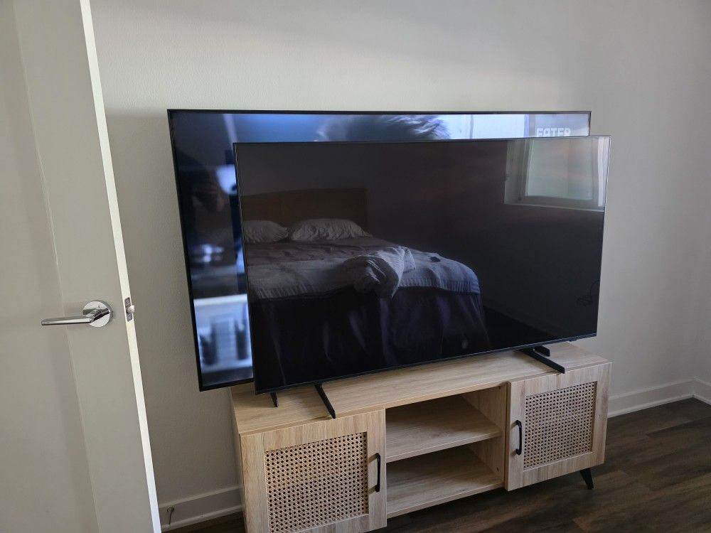 Samsung 55 Inch Smart TV