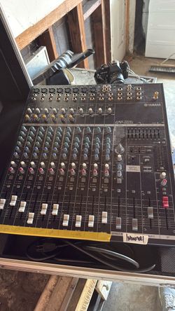 Yamaha Emx 5014c Mixer