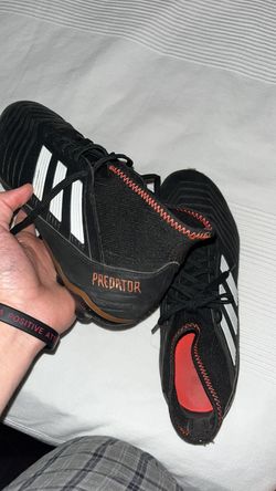 Soccer Cleats Size 5