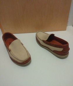Tommy Bahama Men's Suede and Leather Caramel Tan Loafer Shoes Size 10