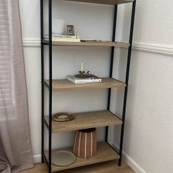 Target Shelf 