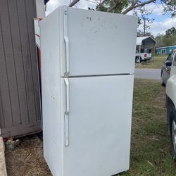 Older model fridge works great