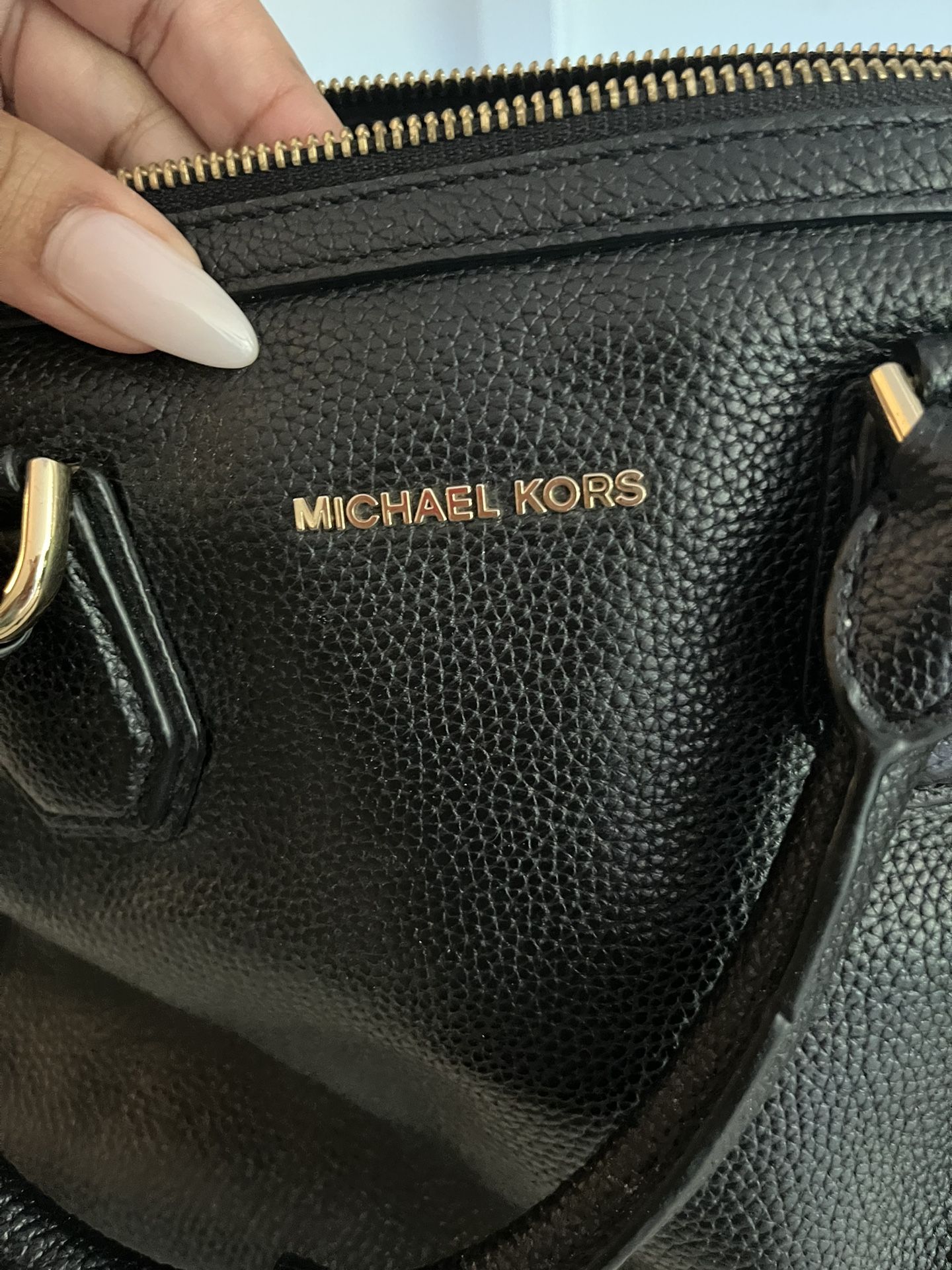 100% genuine leather, Michael Kors bag from 2017.