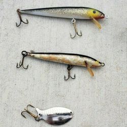3 Vintage FISHING LURES 1950's 1960's Nice! for Sale in Corona