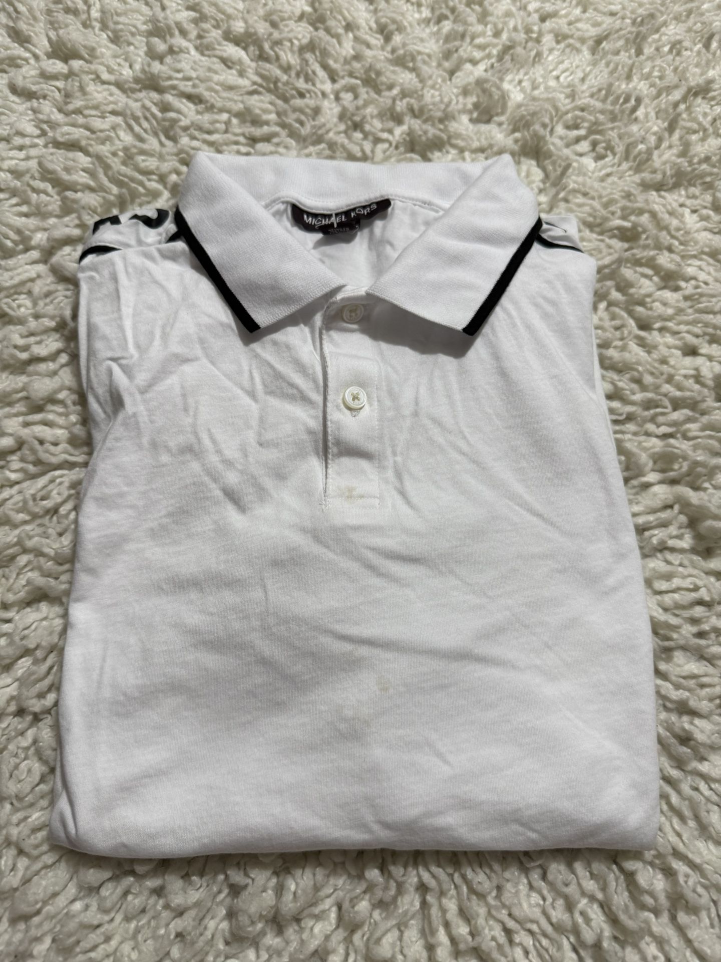 Michael Kors Polo shirt XL on tag Flaws as seen in the last picture