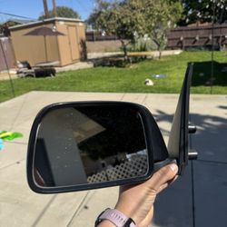 Toyota Tacoma 95-2000 Passenger Side Mirror