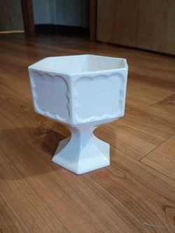 Vintage white pedestal planter/goblet Compote 1976