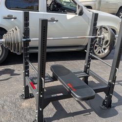 Olympic Bench + 300 lbs Weight Set - Excellent Condition