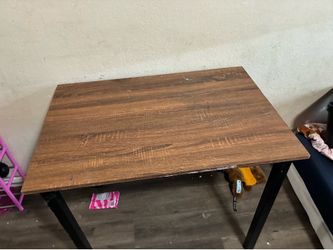 Table r desk