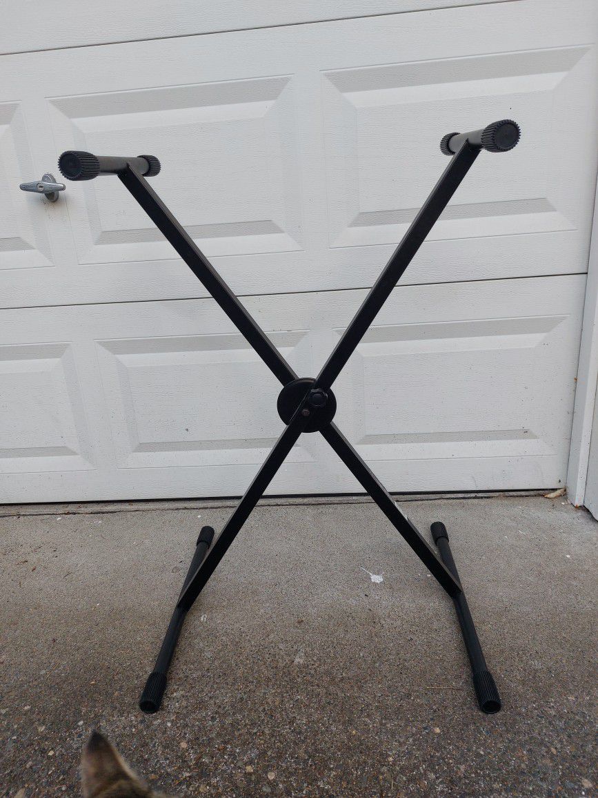 On-Stage Classic Single- X Keyboard Stand