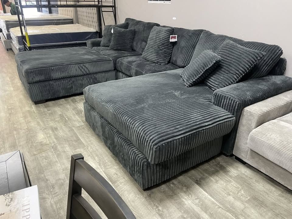 OVERSIZED SUPER SOFT MODULAR SOFA WITH OTTOMAN $1450
