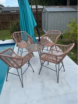 Patio Furniture wicker 5 piece set