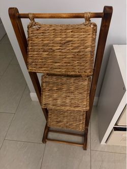 Wood baskets set