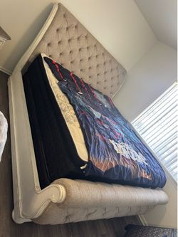 Sleigh caulking, bed with dresser and nightstand