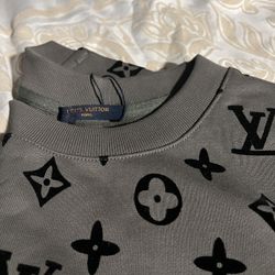 Louis Vuitton Sweater 