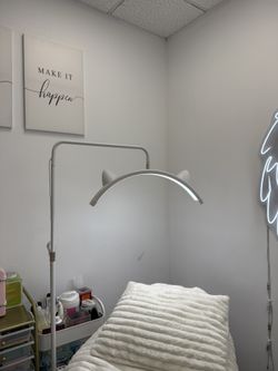 Lash Esthetician Led Floor Lamp