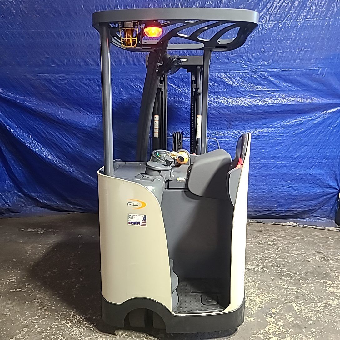 2016 Crown Electric Stand Up Forklift RC5535 30 With New Battery 12