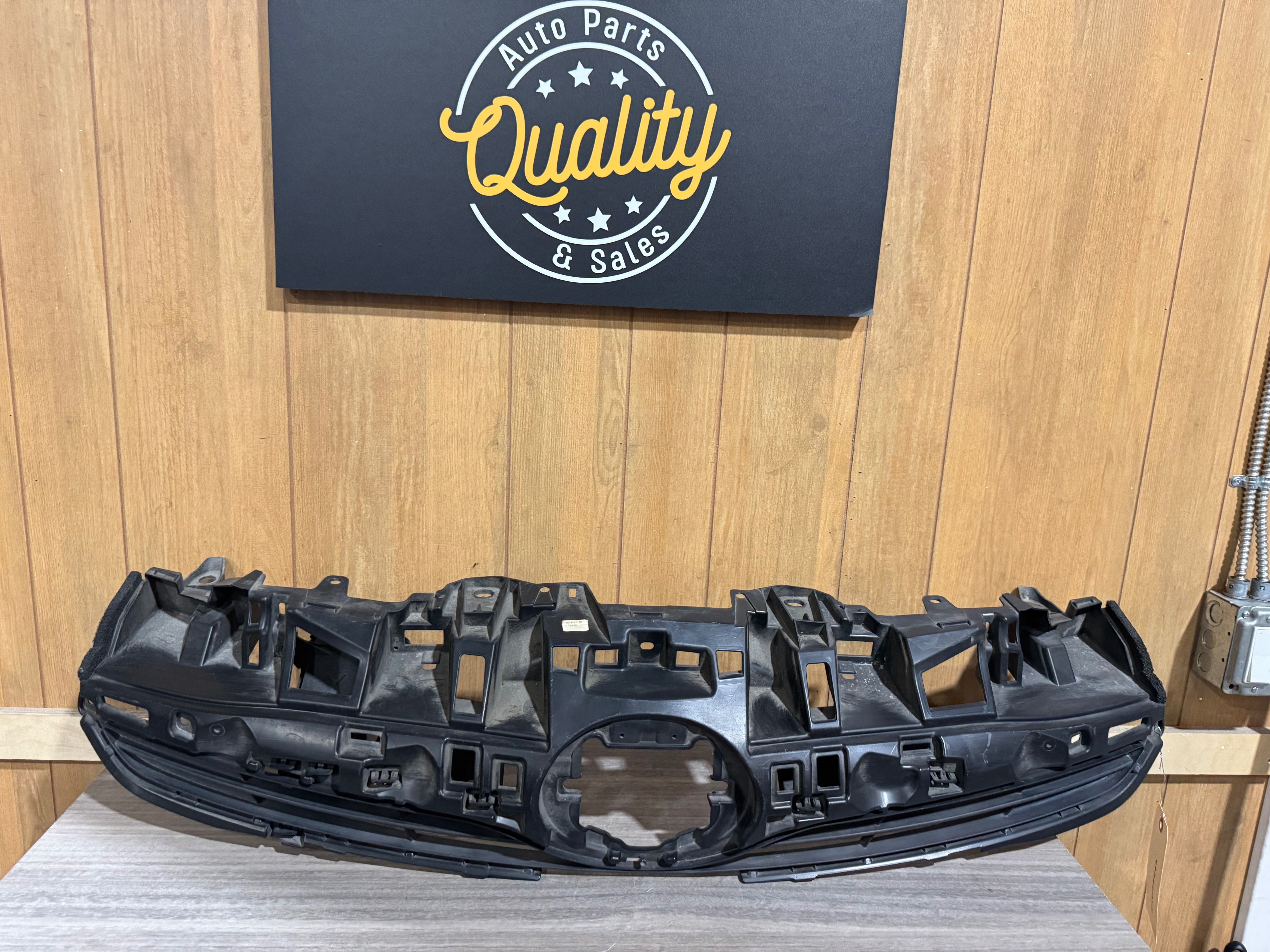 2016 2017 2018 2019 Toyota Prius Grille Support