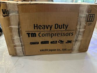 NEW OEM Valeo TM21 A/C Compressor 103-57240 / 20-47240 Heavy Duty Truck Bus HVAC