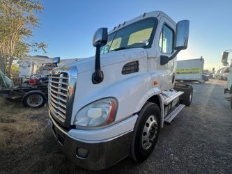2013 Freightliner Cascadia