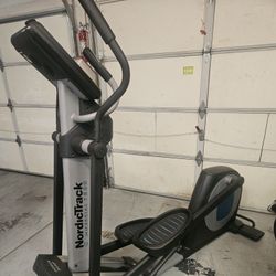 NordicTrack Commercial 1300 Elliptical W/Power Incline Ramp