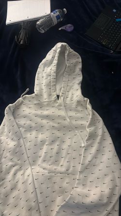 Nike Hoodie White With Pockets In Front Size M