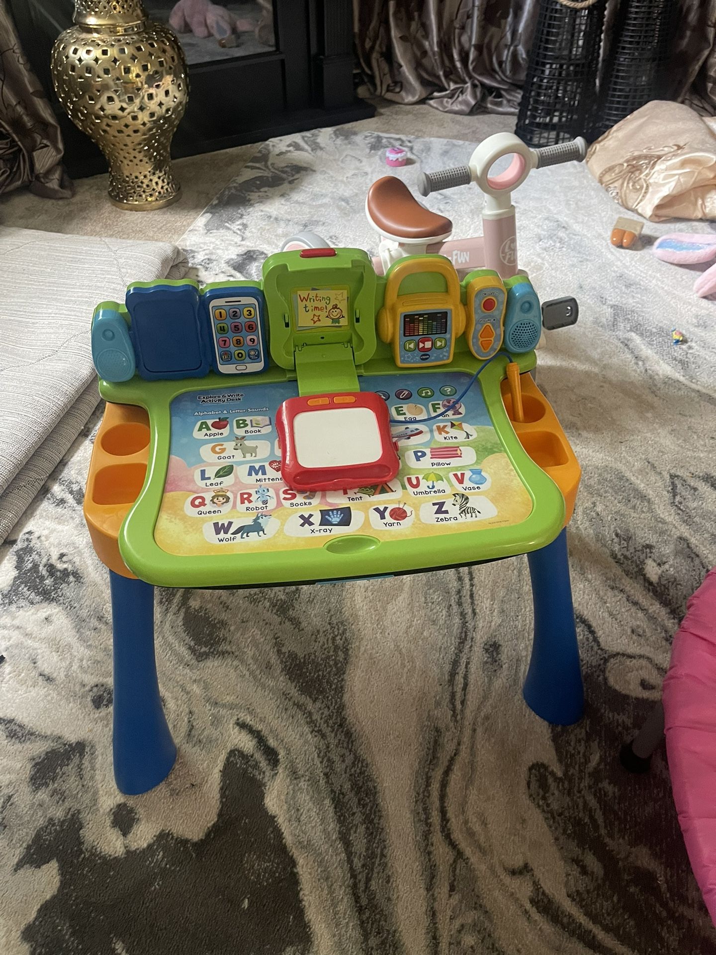 VTech Explore And Write Activity Desk