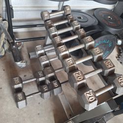 286 Lbs Dumbbells And Rack