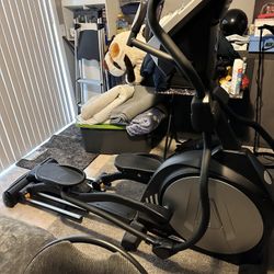 SOLE E35 Elliptical Trainer 