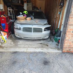 2007 Dodge Charger needs Fender 