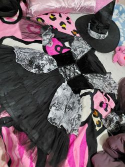 Halloween witch costume