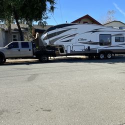 Ford F-250 + Keystone Cougar 5th Wheel 