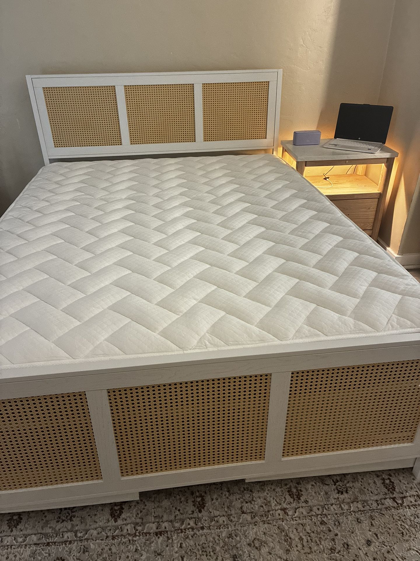 New Just Out The Box Queen Bed And Mattress