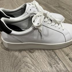 NEW Banana Republic Nicklas II Leather Sneakers