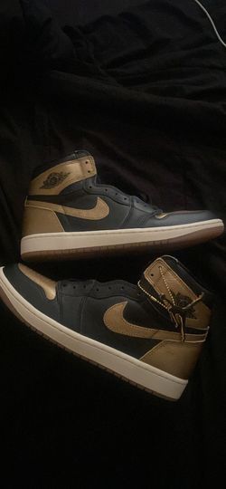 jordan 1 OG  gold metallic high top