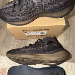 Yeezy 380 Sz 9.5