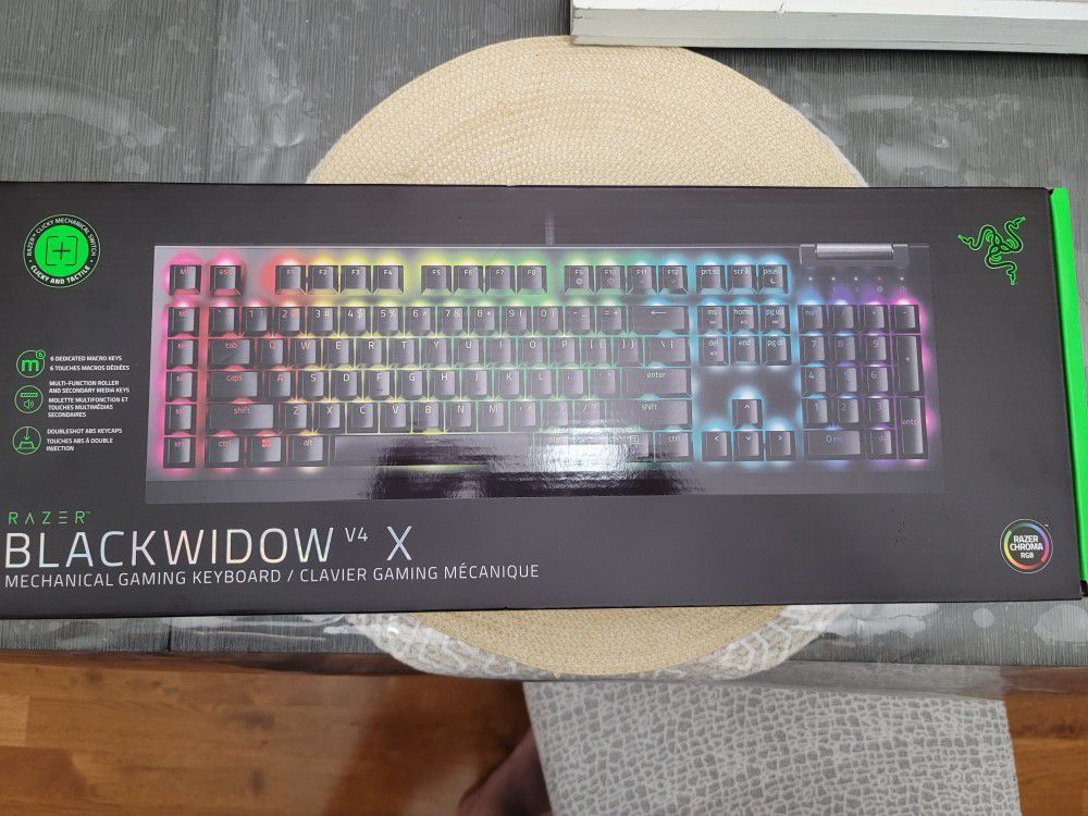 NEW Razer Blackwidow X  V4 gaming Keyboard