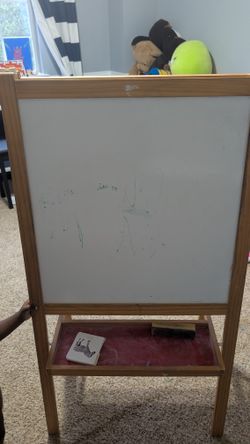 Easel