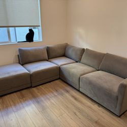 Living Spaces Modular Lyric Sofa