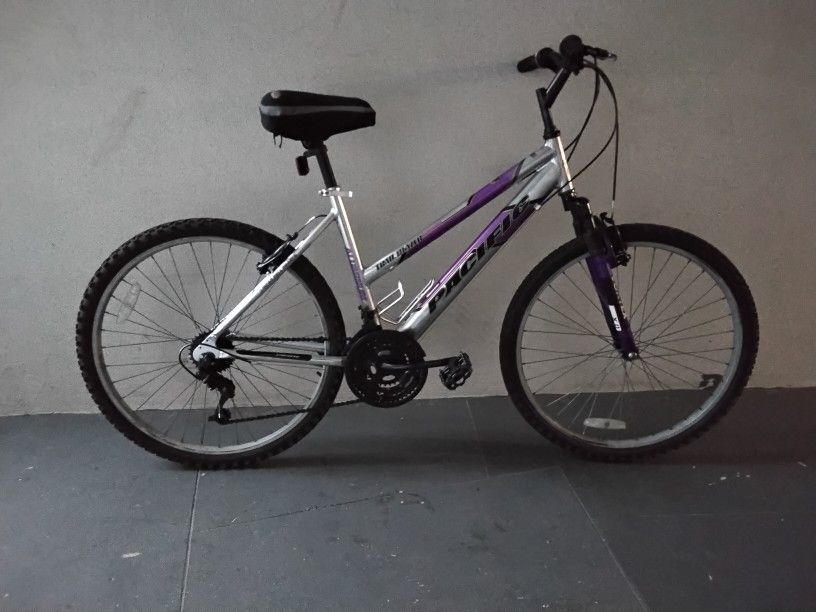BICYCLE PACIFIC 21 SPEED SIZE 26 BRAND NEW