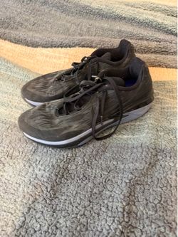 Size 12 Nike GT cut 2