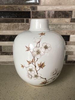 Beautiful hand painted vase