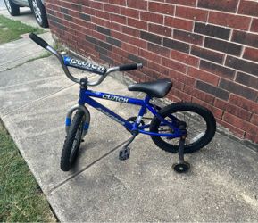Magna Clutch Kids' Bike with training wheels 👉🏼 well loved