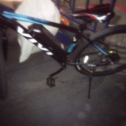LOOK HERE! New E bike 4 $250obo
