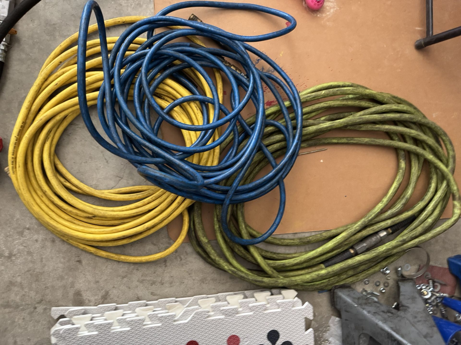 Flexzilla Air Hose, 1/2 in. x 50 ft., 3/8 in. MNPT Fittings Heavy Duty and extra reg 50ft air line