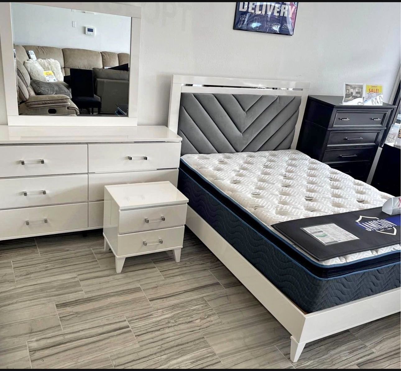BEAUTIFUL NEW COLBY PLATFORM QUEEN BEDROOM SET ON SALE ONLY $799. KING SET $899. IN STOCK SAME DAY DELIVERY 🚚 EASY FINANCING