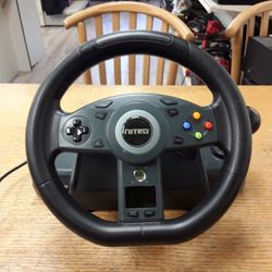 XBOX 360 STEARING WHEEL