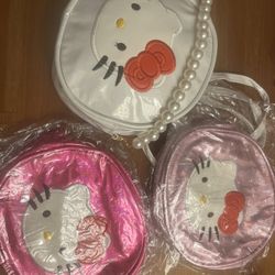crossbody H kitty.